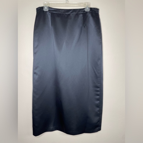 Judith Hart Long Black Skirt Size 16 Elegant Black Satin Back Slit - Picture 1 of 6